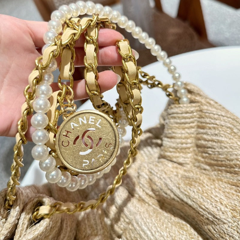 Chanel chain shoulder bag