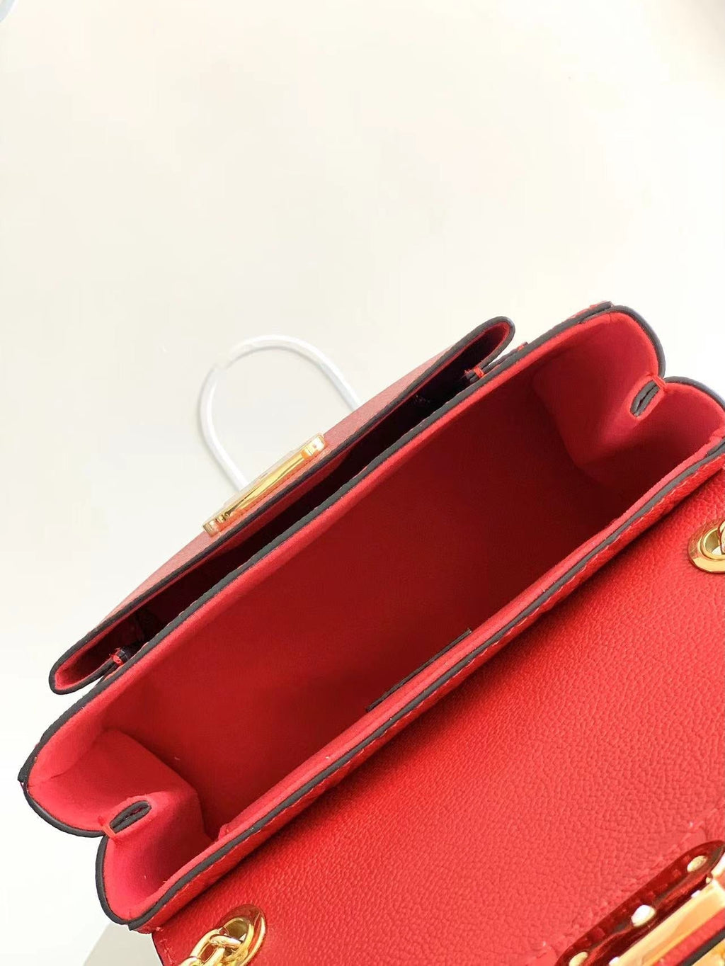 Louis Vuitton LV vavin bb M44550 Bag 21x15x8cm Red