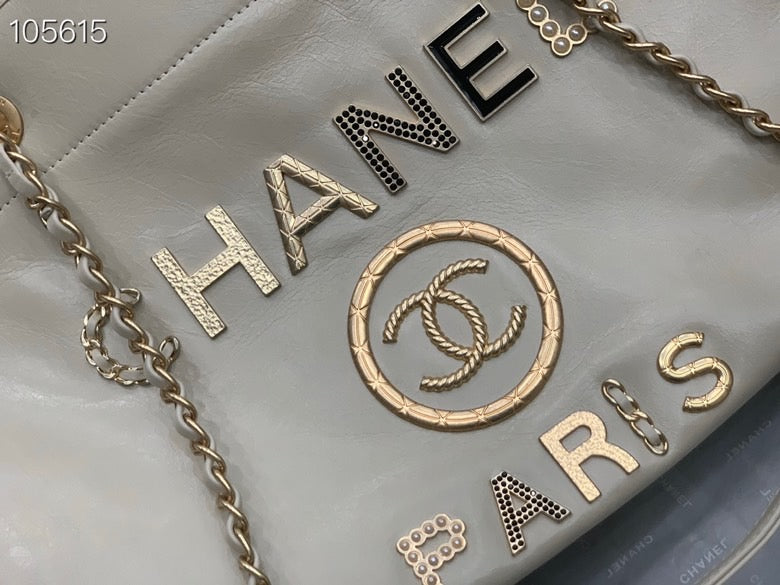 Chanel Shopping 40 White Leather 40x31x21cm
