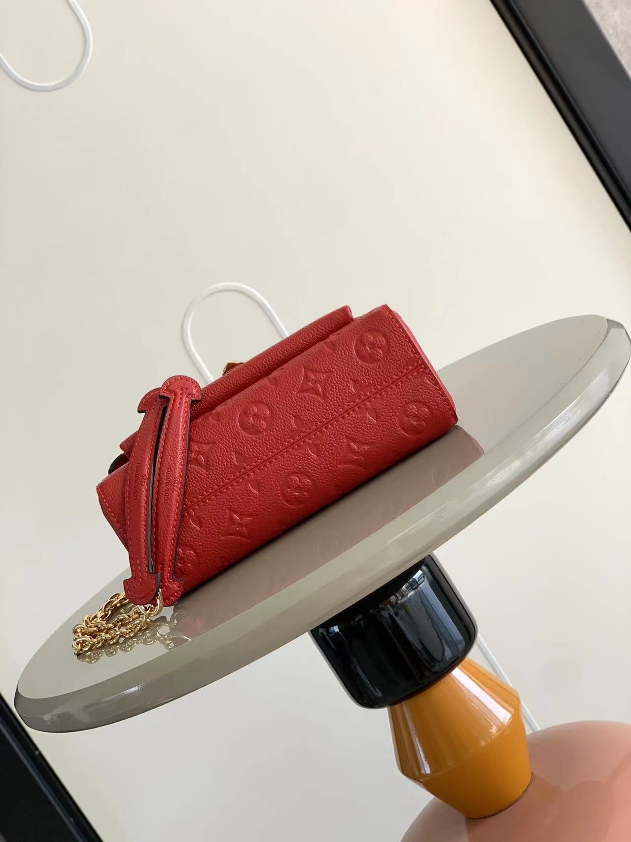 Louis Vuitton LV vavin bb M44550 Bag 21x15x8cm Red