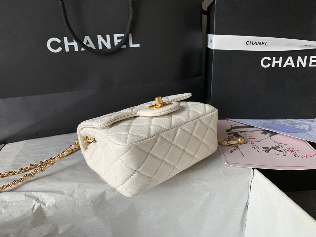 Chanel AS1786# Classic Bag 2020 White 18x13x7cm