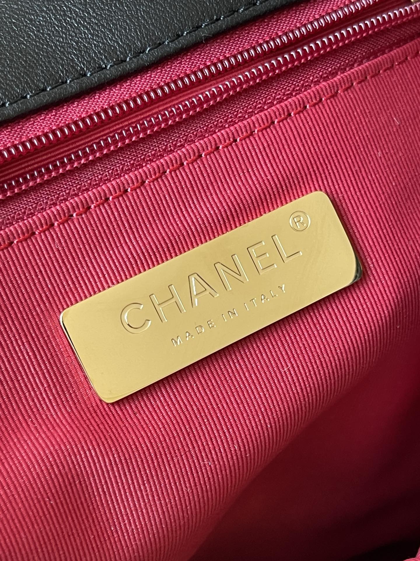 Chane1 24C 19Bag AS4223# Black 26x22x16cm