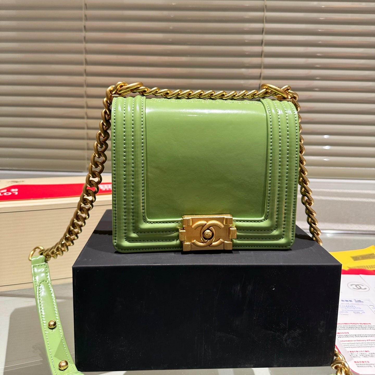 Chanel 2022c Lenoy Chain bag