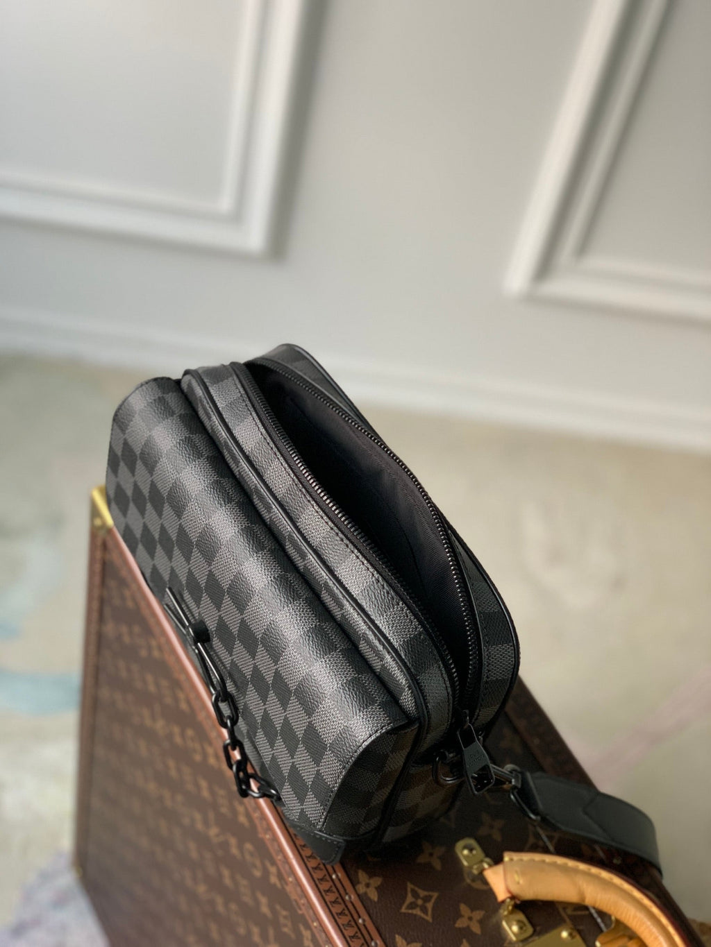 Louis Vuitton M46795 Steamer Bag 24x17x5cm Black