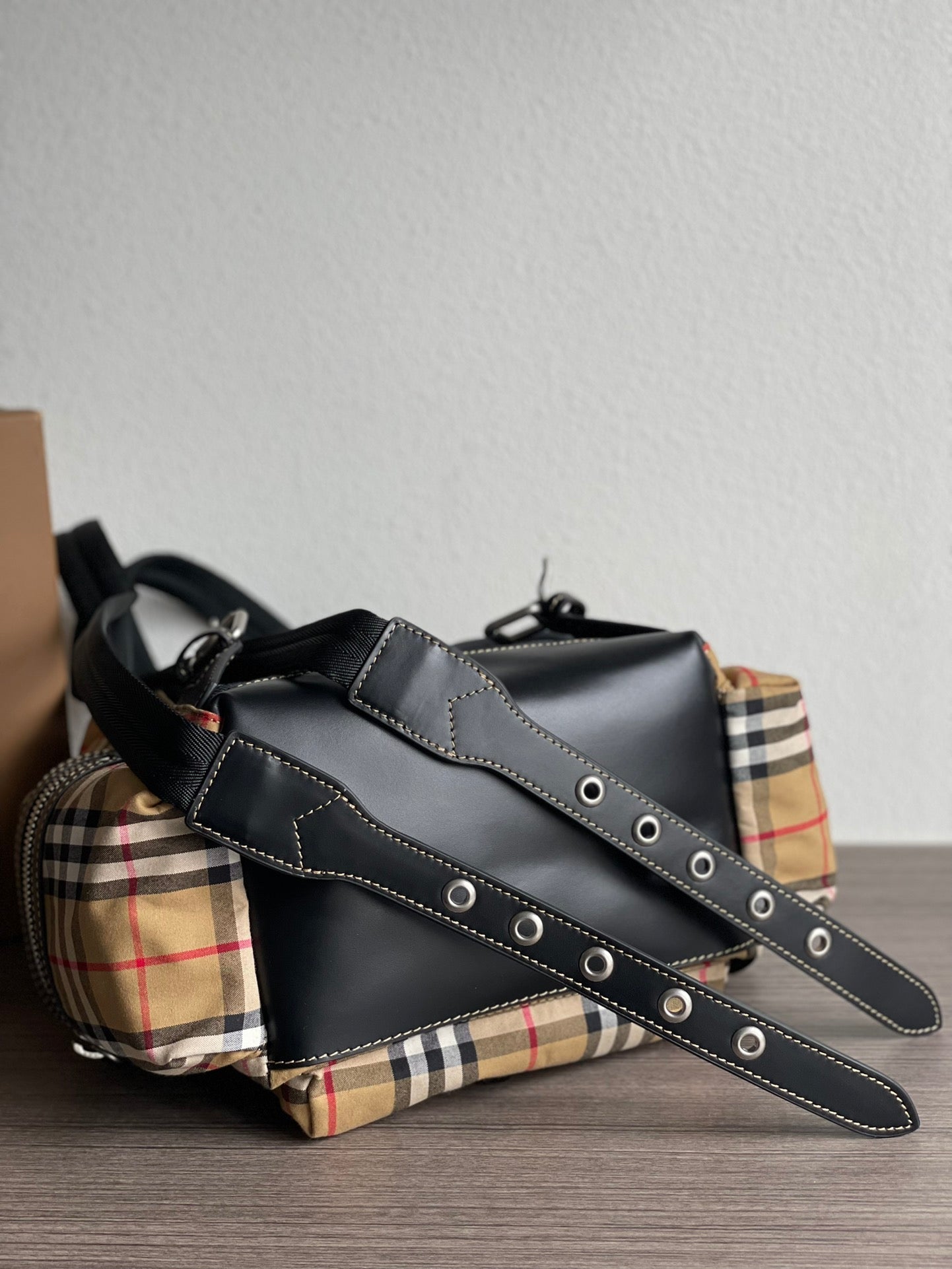 Burberry Vintage Check Canvas Backpack 22X33CM