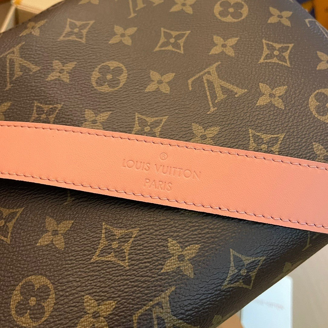 Louis Vuitton m55090 Beaubourg Hobo Bag 25x21x15cm