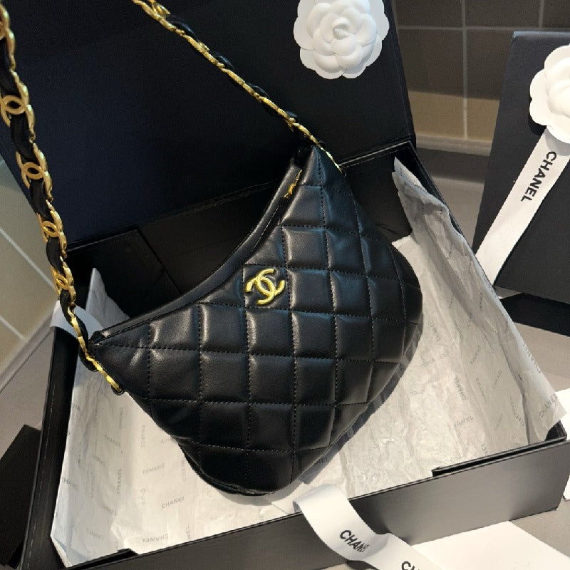 Chanel chain hobo Vintage bag