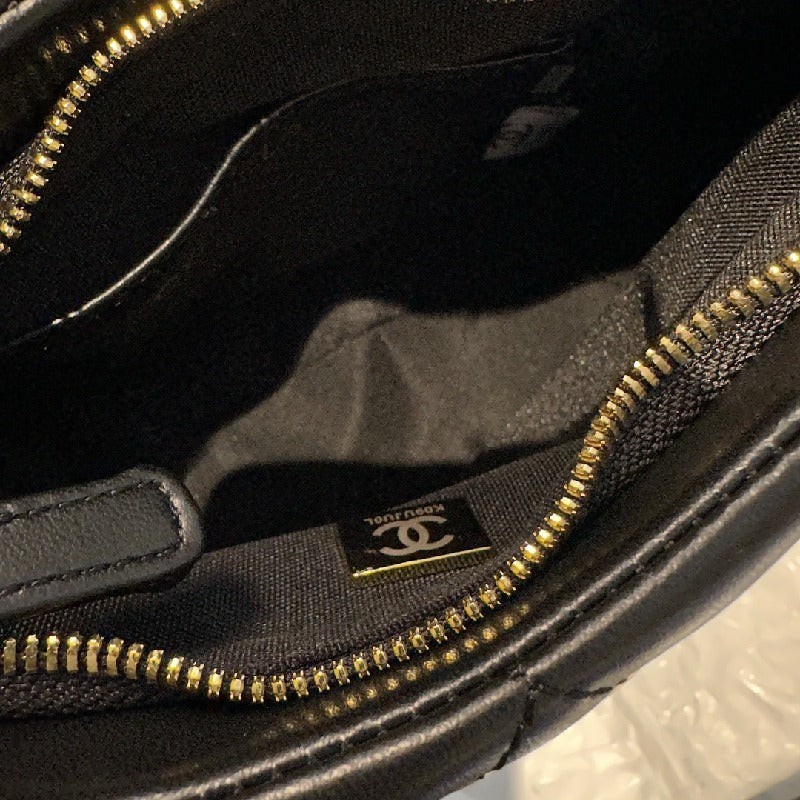 Chanel chain hobo Vintage bag