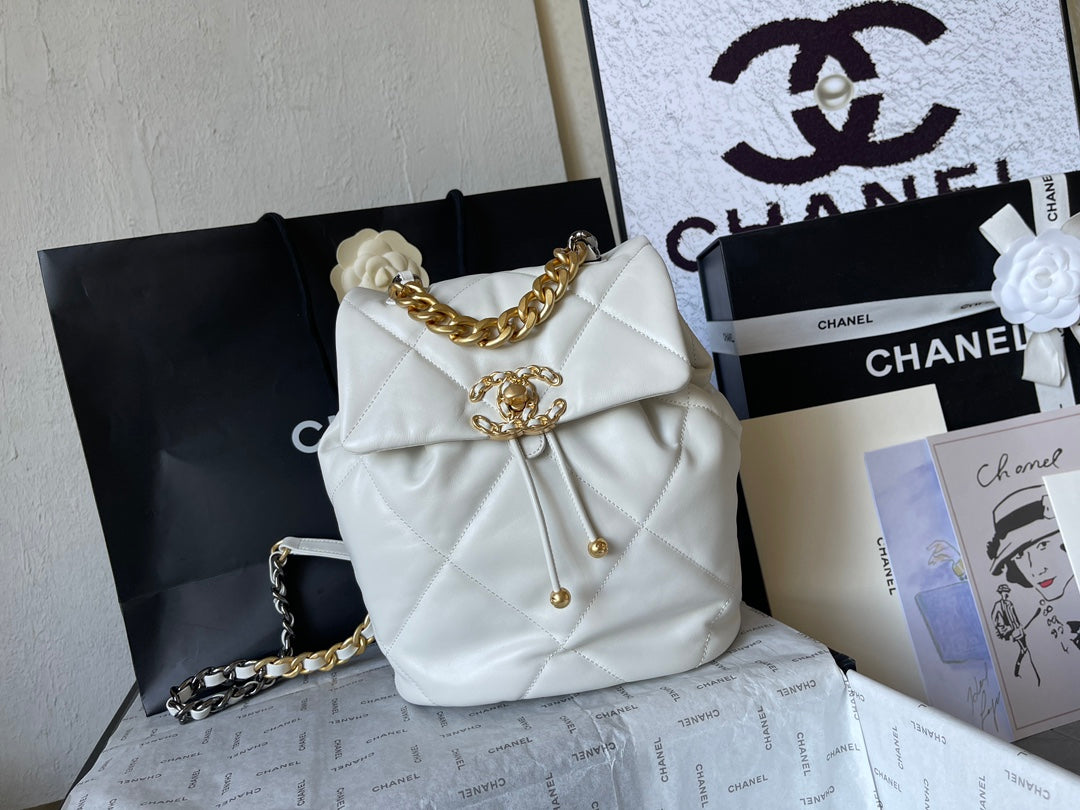 Chane1 24C 19Bag AS4223# White 26x22x16cm