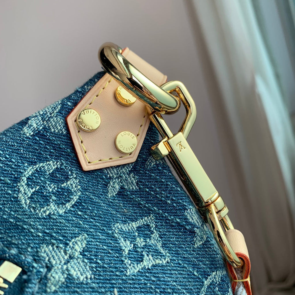 Louis Vuitton M46837 Bumbag Monogram Denim Blue Bag 38×16×7.5cm