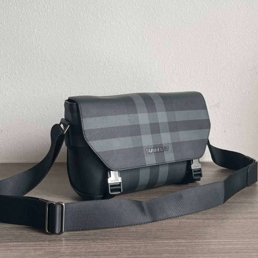 Burberry Check Small Wright ‘Charcoal’