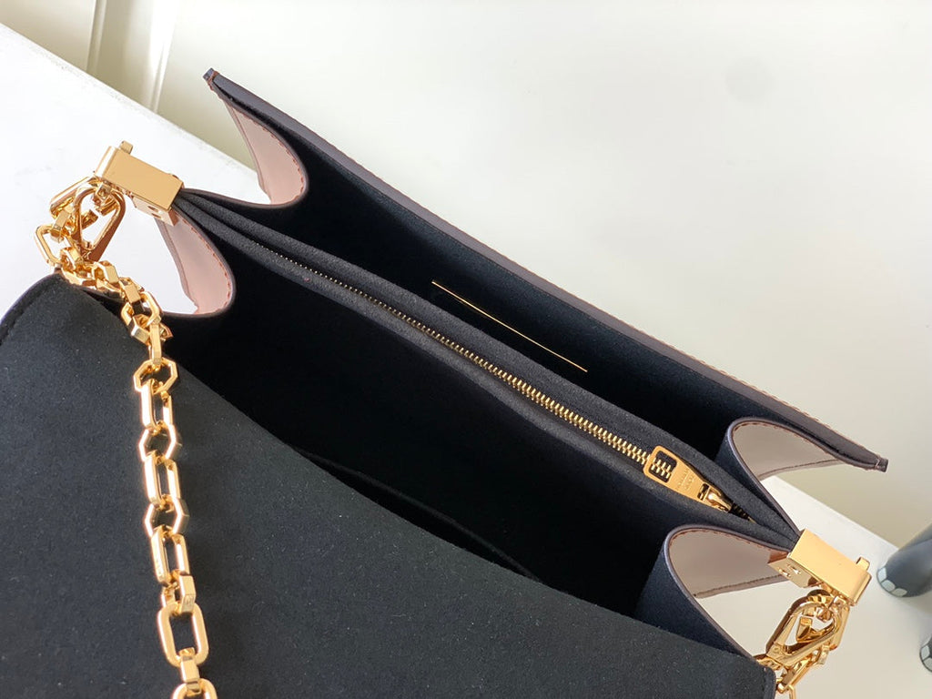 Louis Vuitton Dauphine Crossbody Bag M4595, 25x17x10.5cm