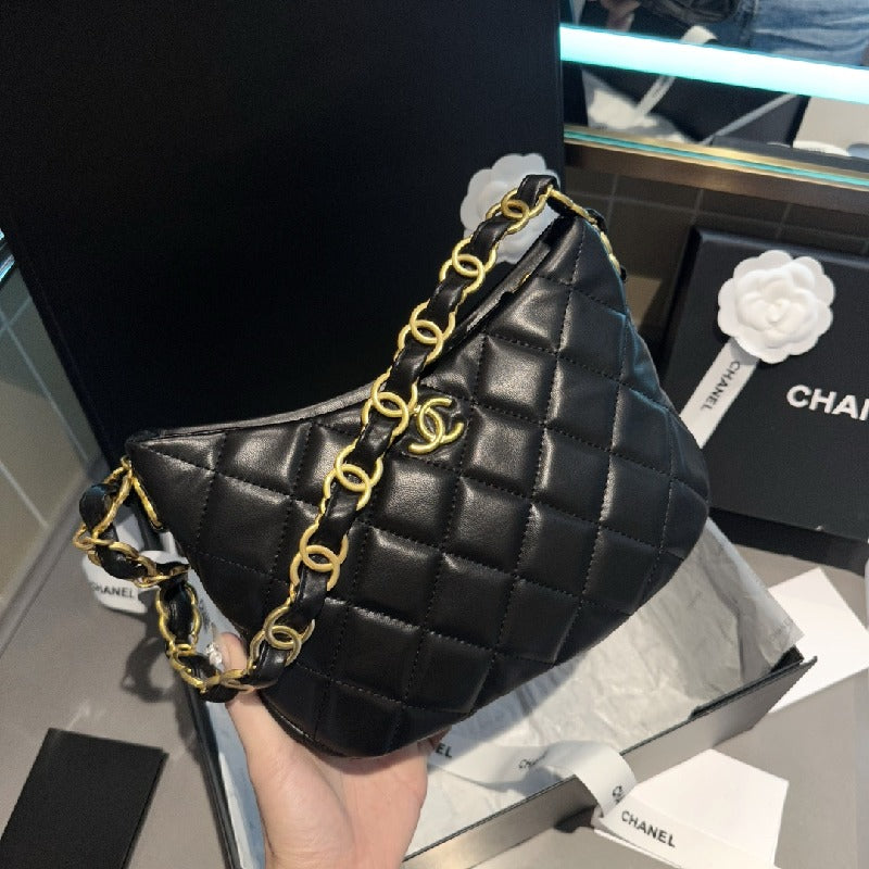 Chanel chain hobo Vintage bag