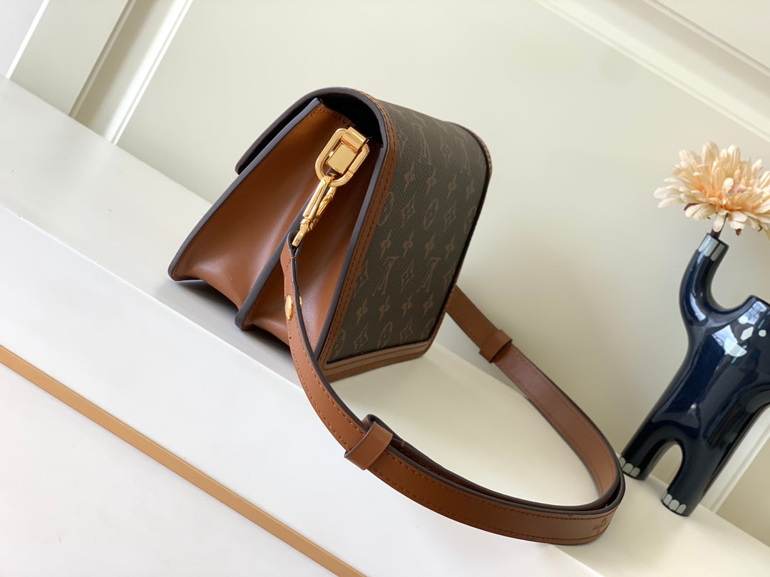 Louis Vuitton Dauphine Crossbody Bag M4595, 20x15x9cm