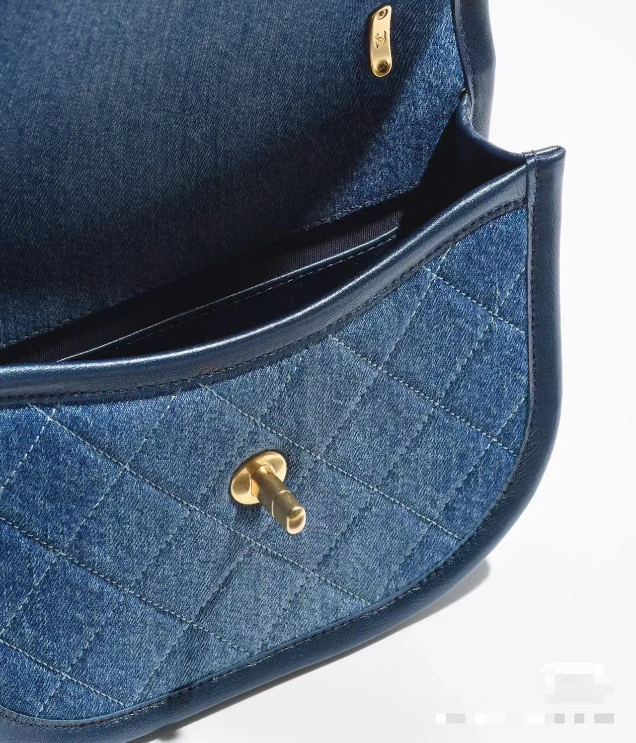 Chanel 24S small denim messenger bag BNIB full set