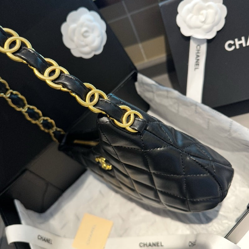 Chanel chain hobo Vintage bag