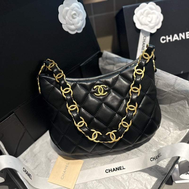 Chanel chain hobo Vintage bag