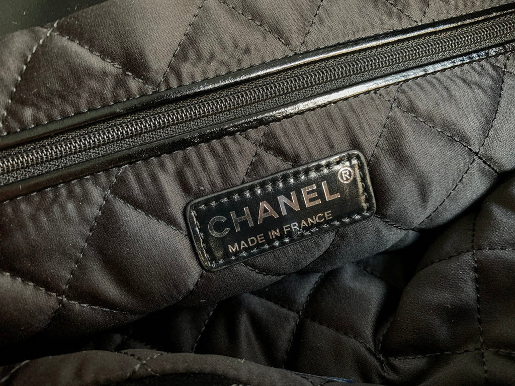 Chanel 22 Handbag Black Bag 35x37x7cm