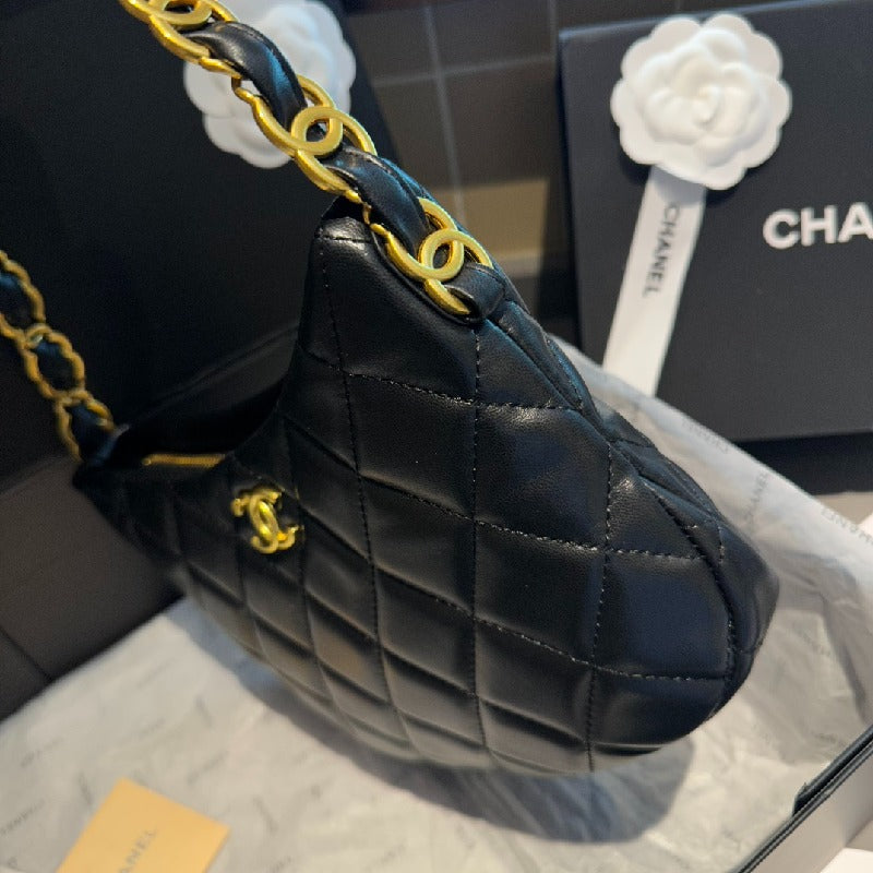 Chanel chain hobo Vintage bag