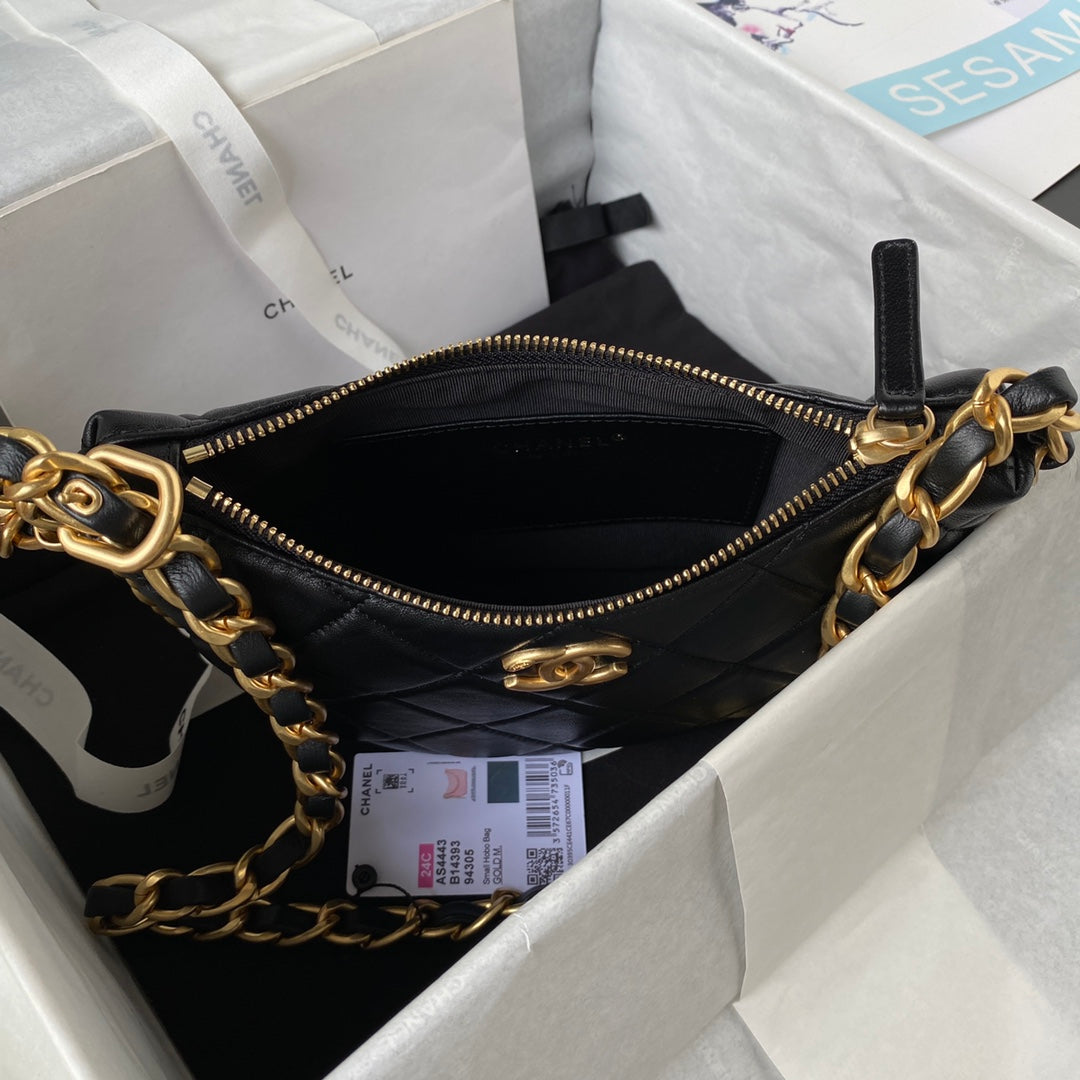 Chanel 23kHobo Bag 23x23x6cm black